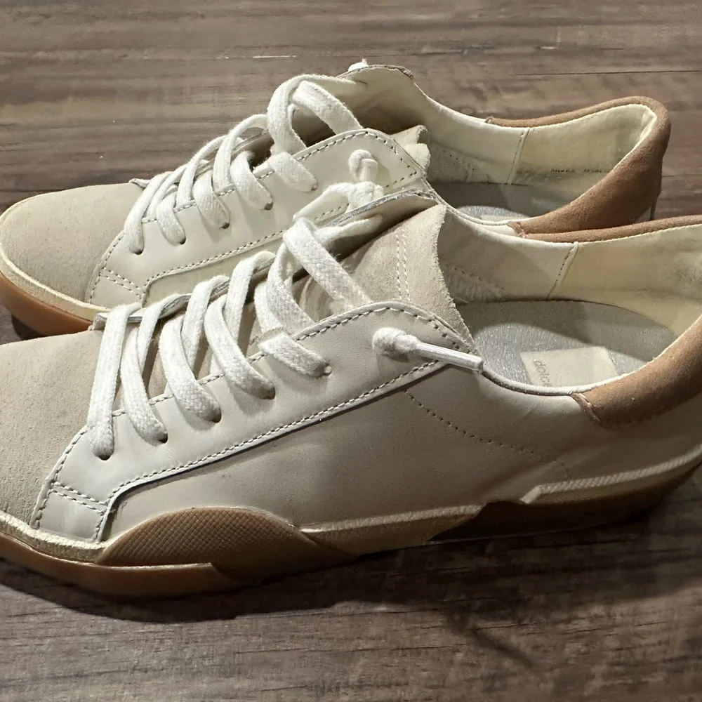 DV by Dolce Vita White and Tan Zina Court Sneakers